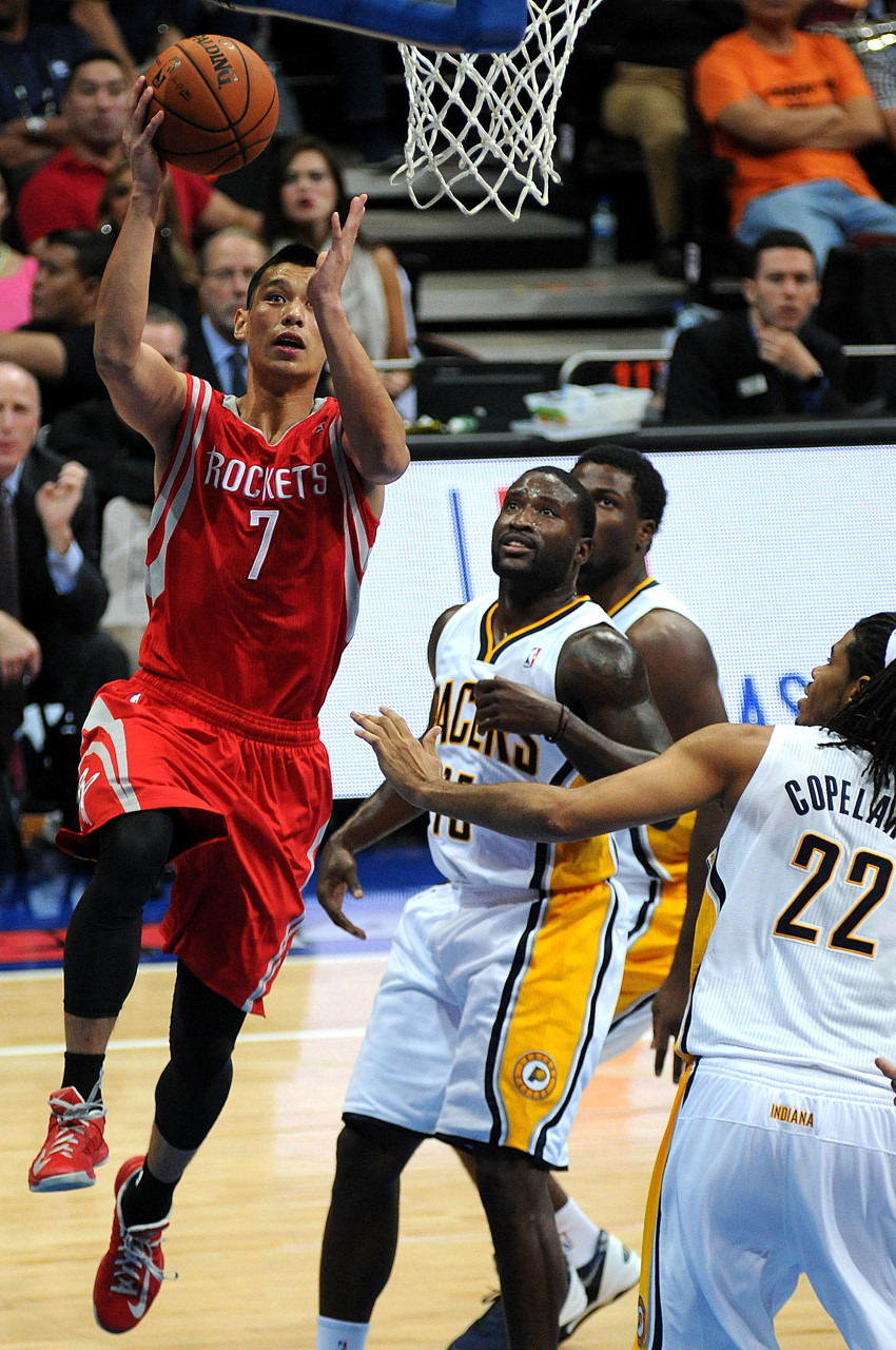 林书豪:篮球让人们团结在一起 我妈竟和哈登&贝弗利的妈成好朋友